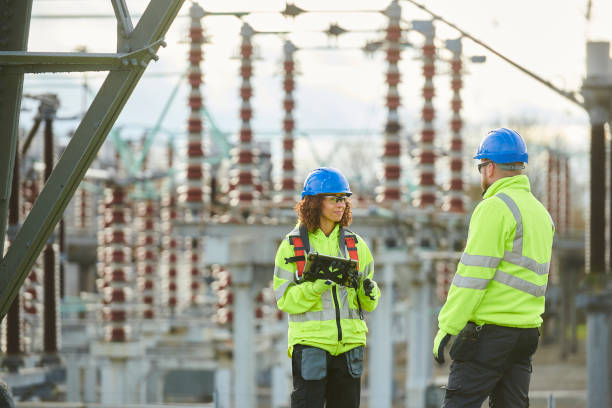 Best Best Electricians Near Me  in Lakewood, OH